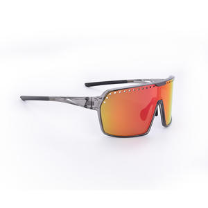 <span class=keywords><strong>Gafas</strong></span> deportivas <span class=keywords><strong>Gafas</strong></span> de ciclismo a prueba de viento Venta al por mayor <span class=keywords><strong>Gafas</strong></span> de sol polarizadas deportivas Uv400 <span class=keywords><strong>Gafas</strong></span> de bicicleta de montaña - Product Image 4