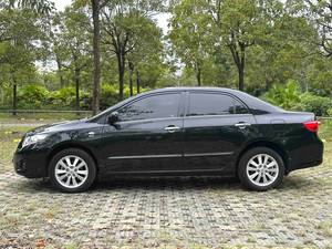 Toyota Corolla 1.8 GL-i del <span class=keywords><strong>2008</strong></span> con Tetto Apribile, Cambio Automatico, Berlina Giapponese Usata, Affidabile e Confortevole, <span class=keywords><strong>Automatica</strong></span> e Ben Equipaggiata - Product Image 4