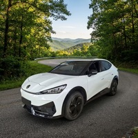 Voiture d'occasion 2024, fabrication modifiée, sièges passagers confortables en cuir et tissu mélangés, version Pro EV