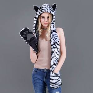 <span class=keywords><strong>Gorro</strong></span> <span class=keywords><strong>de</strong></span> piel sintética con orejeras 3 en 1, <span class=keywords><strong>gorro</strong></span> con capucha, bufanda y guantes, con bolsillo <span class=keywords><strong>de</strong></span> pata, <span class=keywords><strong>gorro</strong></span> <span class=keywords><strong>de</strong></span> peluche para disfraz <span class=keywords><strong>de</strong></span> fiesta - Product Image 5