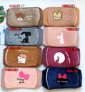 <span class=keywords><strong>Bouillotte</strong></span> en caoutchouc avec <span class=keywords><strong>ceinture</strong></span> imprimée et housse en peluche, coussin chauffant pour les maux de dos, <span class=keywords><strong>bouillotte</strong></span> d'une capacité de 1,5 L - Product Image 3