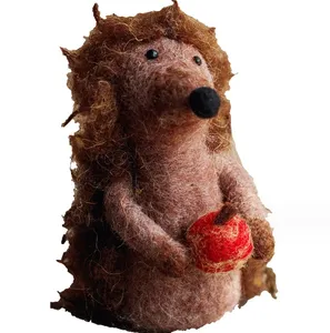 Handmade wool felt doll forest animal doll gift stop-motion animation image decoration
