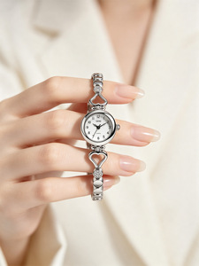 Montre étanche de luxe légère en forme de cœur, sertie de diamants, avec un bracelet fin en acier, montre à quartz pour femme - Product Image 4