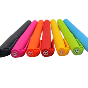 Pulpen Gel Grosir BKS Logo Kustom Tinta Gel Berkilau Tinta Hitam Badan Karet Lembut Klip Besar Promosi Mekanisme Putar Warna-warni 0.5mm - Product Image 1