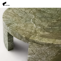 Table basse en marbre vert naturel exquis atmosphérique personnalisable de Tostone pour la décoration intérieure et extérieure