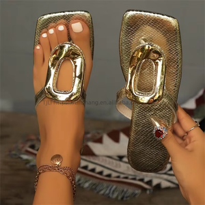 Summer Casual Lady Flat <b>Slippers</b> Sandals Outdoor Simple Beach Women Flip-flops <b>Slippers</b> Rubber Metal Luxury <b>Slippers</b> for Women - Product Image 2