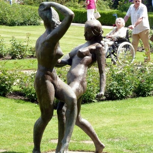 Scultura da Giardino in Bronzo di Donna Danzante, <span class=keywords><strong>Arte</strong></span> in Metallo Fuso con Corpo Sottile, Altezza 1,8m - Product Image 6