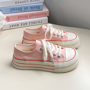 Vente directe d'usine de chaussures de course tendance et mignonnes, style printemps-automne, style à enfiler, talon bas, semelle épaisse, chaussures de sport décontractées. - Product Image 3