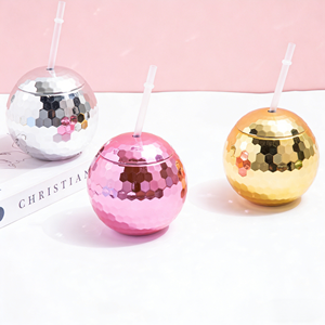 Vaso de discoteca con forma de bola de arcoíris y purpurina brillante de 20 oz con pajitas, para cócteles y fiestas - Product Image 3