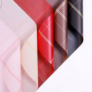 Papel de Regalo para Ramos de Flores, Diseño a Cuadros de Lujo, Impermeable, Personalizable, Venta al Por Mayor, Empaque Premium - Product Image 3
