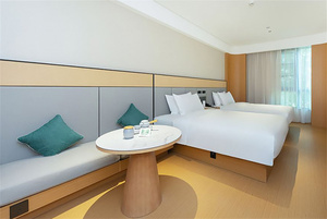 Directo de fábrica, precio barato, personalizado, individual, tamaño King y Queen, marco de cama de hotel de madera y juego de colchón con mesita de noche y cabecero - Product Image 5