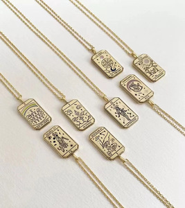 Nuevo Collar con Colgante de Carta del Tarot, Colgante de Pintura al Óleo Conmemorativa Étnica Retro de Moda, Estilo Étnico - Product Image 1