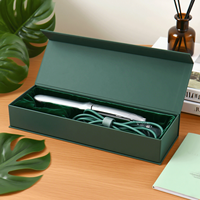 Boîte cadeau de luxe en carton rigide avec logo personnalisé, fermeture magnétique à rabat, doublure en éponge écologique, emballage plat élégant