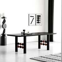 Table en bois massif de style rétro français du milieu du siècle, table à manger et bureau rectangulaire de designer créatif, style minimaliste nordique noir