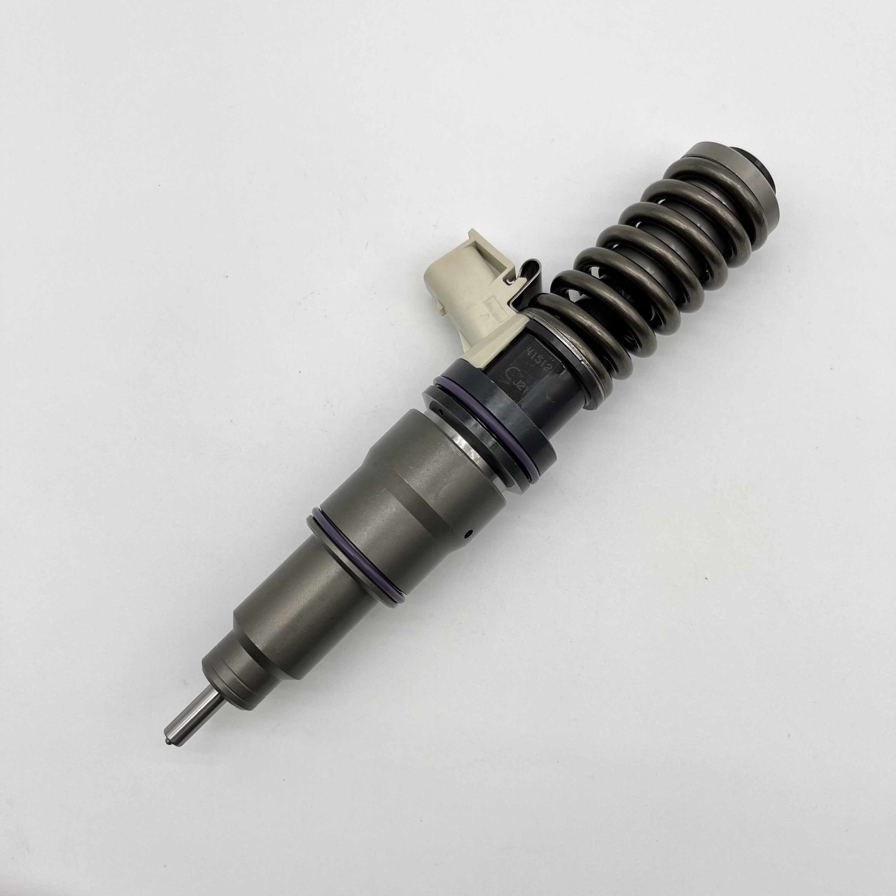 diesel Injector nozzle 20972223 85000873 injector for Volvo MD13 , 3132 common rail injector 20972223 85000873 BEBE4D16003