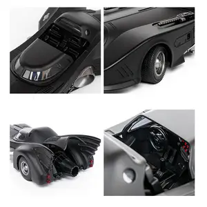 Hot Selling Batmobile Diecast 1/18 Schaal Race Voertuig Model Legering Metalen Auto Speelgoed Voor Kinderen Cadeau