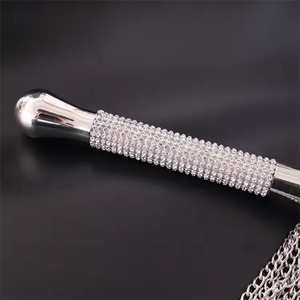 Originele fabrieksdirecte verkoop sekszweep BDSM-spanking zweep seksueel speeltje leren paddle met diamant seksspeeltjes voor volwassen koppels - Product Image 3