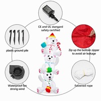 Boîte cadeau gonflable de Noël avec trois ours polaires empilés et cannes en sucre, avec LED intégrées pour décoration extérieure