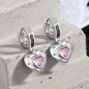 Bessere Qualität Sammlung Silber Regenbogen Herzform Rosa Liebe Huggie Drop Dangle Ohrringe für Teen Girls