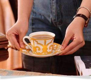 Ensemble de café et de thé en porcelaine fine de luxe européenne promotionnel de 15 pièces pour cadeau - Product Image 6