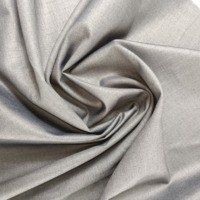 Hochwertige kunden spezifische 32*32 90*78 120gsm umwelt freundliche organische gesponnene Polyester Plain Woven Fabric Herren Jungen arabische Thobe Shirts