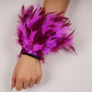 Pulsera de plumas de dos tonos para espectáculos de danza de carnaval OEM/ODM, pulsera de plumas multicapa, brazalete de plumas - Product Image 4