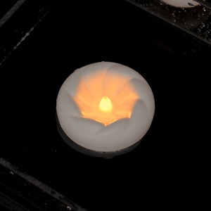 Bougies Électroniques LED Étanche sans Flamme Flottantes sur l'Eau, Bougies Flottantes pour Piscine, Décoration de Mariage Familial, Bougies à Souhaits YS - Product Image 4