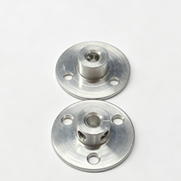 Flange de montage usinée CNC sur mesure avec vis de serrage et trois trous de boulons pour arbres, moteurs, fixations et équipements d'automatisation