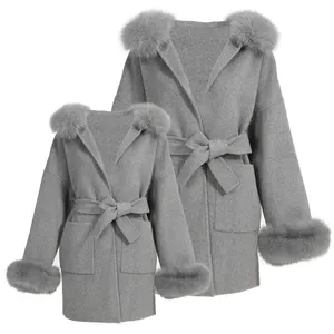 Yüksek kaliteli kapüşonlu tilki kürk kuşaklı çift taraflı kaşmir ceket özelleştirilmiş ebeveyn-çocuk kıyafeti