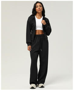 Setelan Olahraga Wanita Musim Gugur/Dingin Grosir 2 Potong, Setelan Sweatshirt Ritsleting dan Celana Olahraga Kaki Lebar - Product Image 1