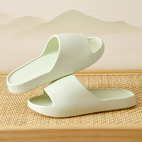 Sandales EVA Ultra Confortables pour la Récupération, Chaussons Souples d'Été pour la Plage avec Soutien de la Voûte Plantaire, Sandales Nuage pour Femmes et Hommes