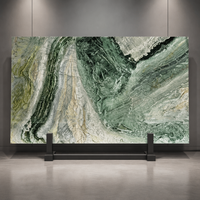 Dalle de marbre vert Prague - Marbre naturel vert avec veinage blanc pour comptoir, mur et sol, grande dalle polie