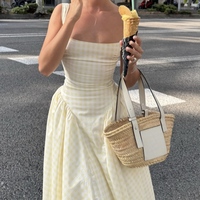 Robe midi élégante à col carré et épaules dénudées, coupe trapèze, en tissu tissé, imprimé numérique, pour femme, idéale pour les soirées, les rendez-vous galants et les vacances d'automne