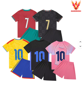 Fabrik-Großhandel OEM Maßgeschneiderte Schweißableitende Trainings- und Wettkampf-Sets Fußballmannschaft Trikot Maillot 100% Polyester Schnelltrocknend - Product Image 1