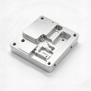 Bloc de collecteur en laiton usiné CNC de précision, corps de vanne hydraulique en laiton sur mesure OEM pour équipement de fluide d'automatisation - Product Image 4