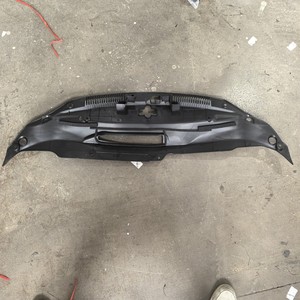 Protector Superior del Tanque de Agua para Is200T Is300 2013, 53295-53070, Material PP Negro - Product Image 3