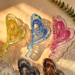 Pinces à cheveux de style coréen, pinces à cheveux en plastique en forme de cœur dégradé pour femmes, pinces à cheveux pour l'arrière de la tête, accessoires pour cheveux - Product Image 6