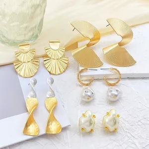 Pearl Studs Earrings Gold Exaggerated Sea Shell Spiral Alloy Earrings