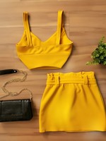 Ensemble deux pièces élégant jaune pour femme : Blazer court et short taille haute ceinturé – Tenue de soirée – Vente en gros personnalisée