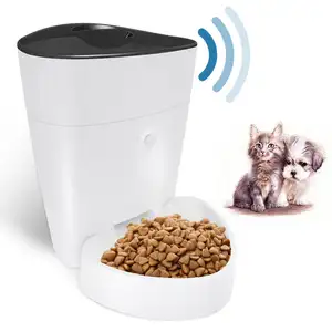 4L zamanlama elektrikli Wifi otomatik gıda dağıtıcı uzaktan akıllı yaşam Tuya akıllı evcil hayvan besleyici köpekler ve kediler için App ile