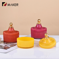 Pots vides de luxe en verre cristal de diamant Offre Spéciale pot de bonbons de sucre sucré de stockage en gros avec couvercle pour la décoration de mariage à la maison