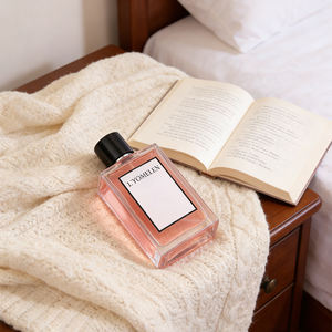 Parfum unisexe de la marque Organic Private Collection, senteur douce ambre vanille - Product Image 2