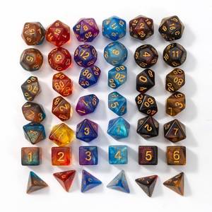 Juego de Dados Acrílicos Poliédricos Personalizados de Dos Colores, Redondeados, para Bar, Venta al Por Mayor - Product Image 1