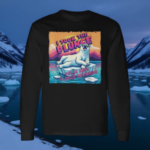 T-shirt à manches longues Polar Bear Plunge Survivor, design amusant pour l'aventure hivernale - Product Image 3
