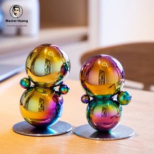 Ornements créatifs en métal pour la décoration intérieure Petites pièces d'art pour le salon de bureau ou le <span class=keywords><strong>meuble</strong></span> <span class=keywords><strong>TV</strong></span> pour la touche décorative de mariage - Product Image 2