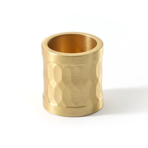 MAXERY Porte-bougie de luxe en laiton massif, à facettes géométriques, en métal martelé bronze, robuste, pour aromathérapie - Product Image 2