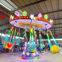 Manège à chaises volantes pour parc d'attractions, pivotant et rotatif, capacité de 16 personnes, construction en acier et fibre de verre