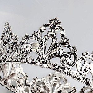 <span class=keywords><strong>Couronne</strong></span> de la <span class=keywords><strong>couronne</strong></span> du roi pour hommes euraméricains <span class=keywords><strong>Couronne</strong></span> de la cour rétro du <span class=keywords><strong>prince</strong></span> - Product Image 4