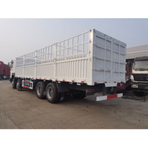 Camión de <span class=keywords><strong>segunda</strong></span> <span class=keywords><strong>mano</strong></span> Sinotruck Howo 12 ruedas Euro 5 8*4 usado a la venta - Product Image 4