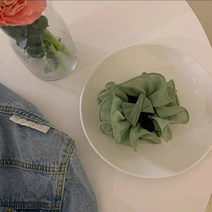 Pinza de pelo grande coreana de plástico con flor para mujer, accesorios de verano para cabello grueso, diseño de nicho, pinza de tiburón, pinza de tela dulce con flor - Product Image 5